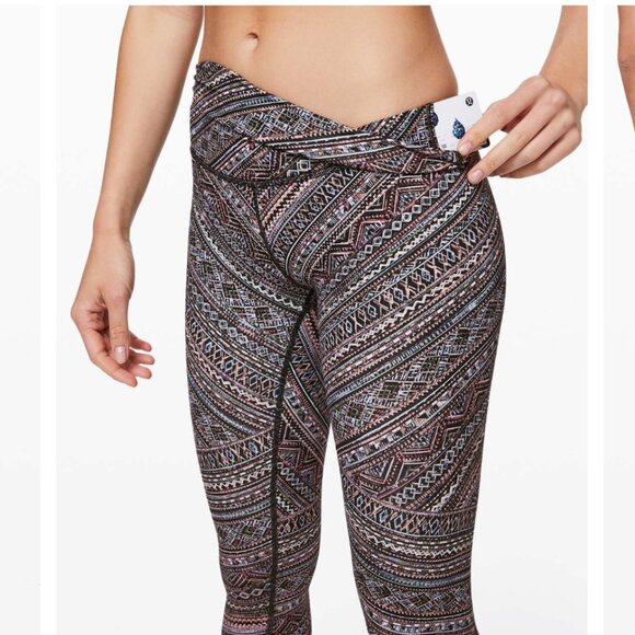 Lululemon Wunder Under High-Rise Tight *Engineered Full-On Luxtreme 25" - Picture 4 of 9